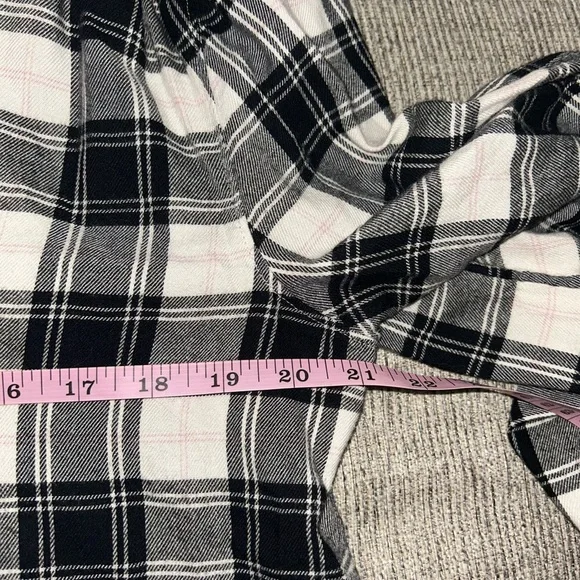 😍GAP Plaid V-Neck Women's Top - Picture 4 of 4